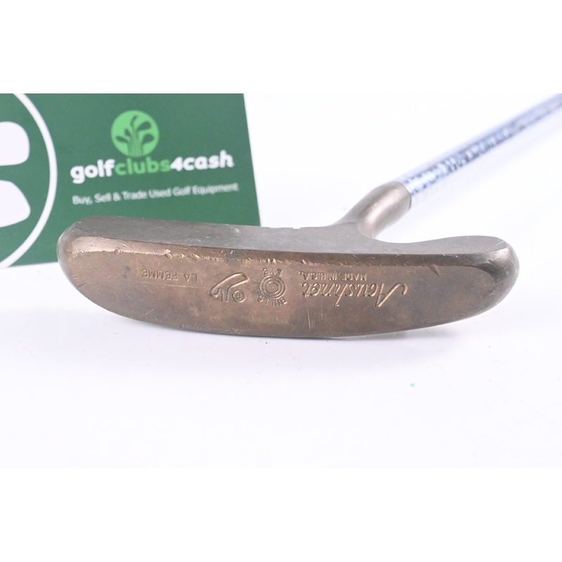 Acushnet Bullseye La Femme Putter / 34.5 Inch